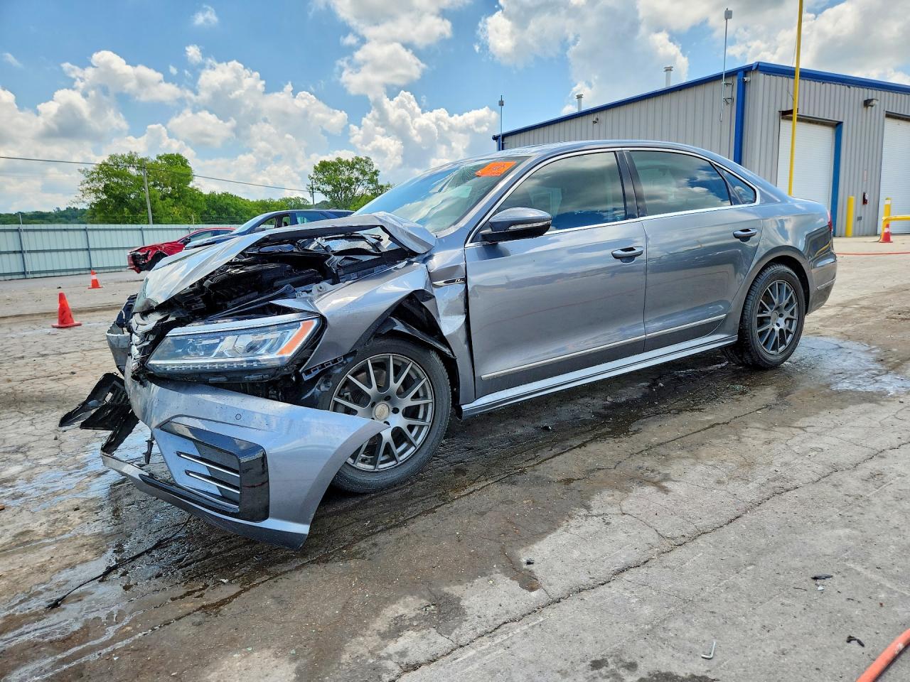 2019 VOLKSWAGEN PASSAT