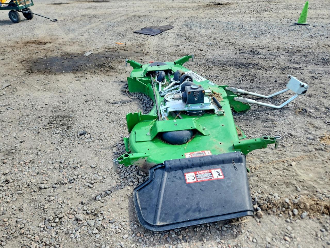 1M03072DERM080651 · 2024 JOHN DEERE 72D · 6/10