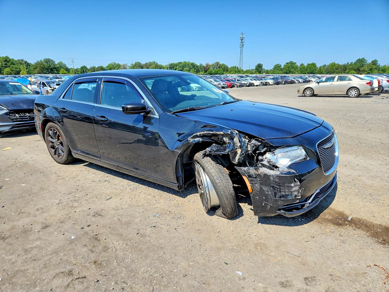 2C3CCARGXFH757264 · 2015 CHRYSLER 300 · 4/12