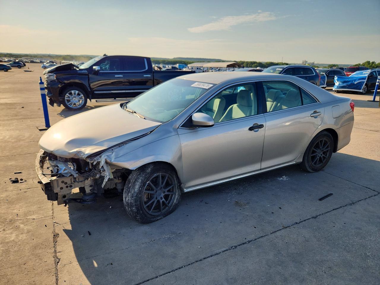 4T1BF1FK2DU714521 · 2013 TOYOTA CAMRY