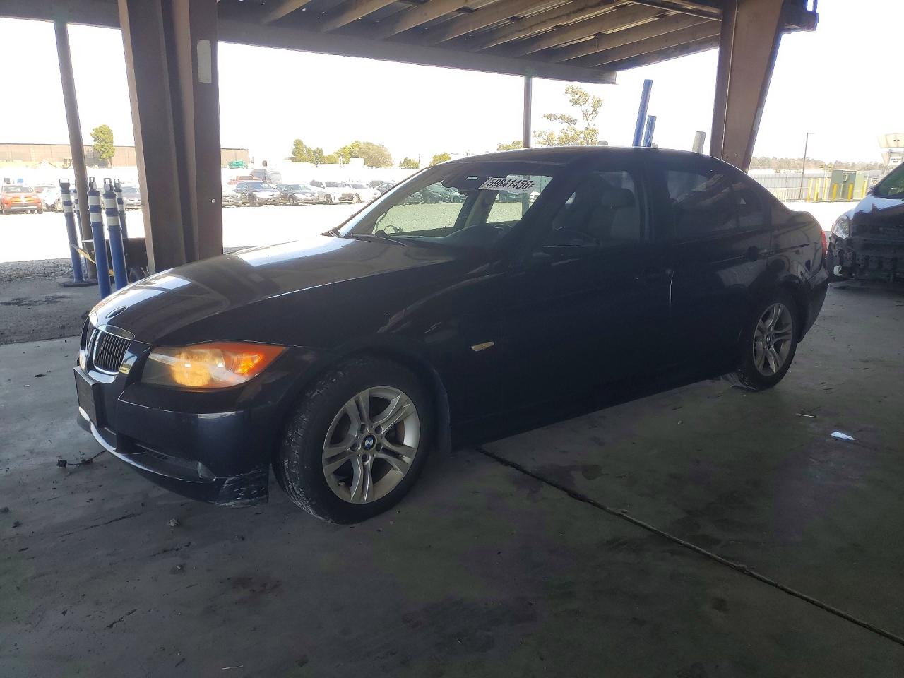 WBAVA33568KX89649 · 2008 BMW 328