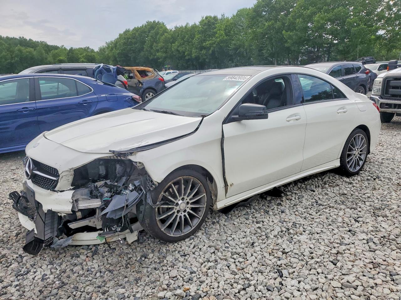 WDDSJ4GB9GN392242 · 2016 MERCEDES-BENZ CLA