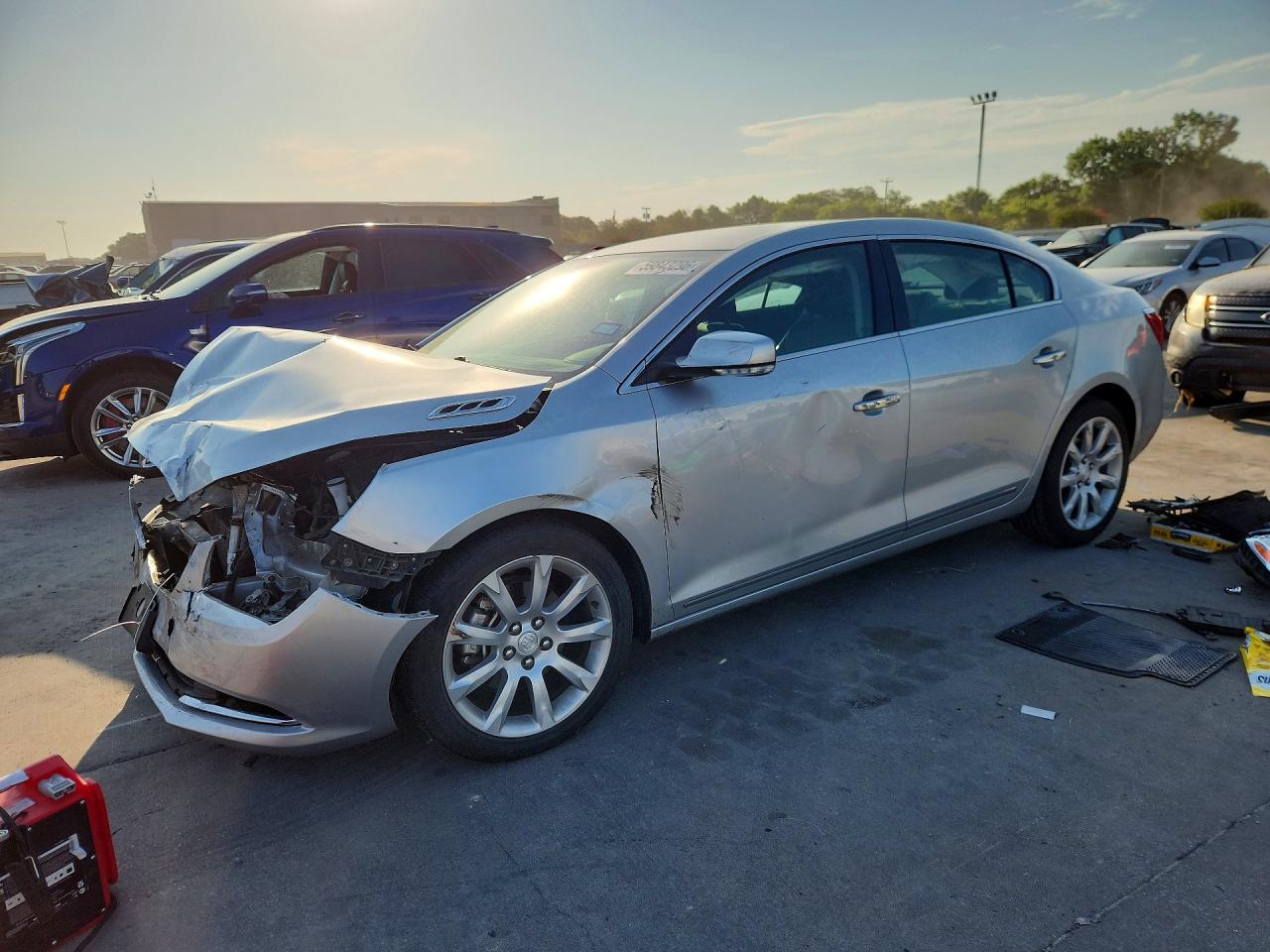 1G4GD5G36GF157809 · 2016 BUICK LACROSSE