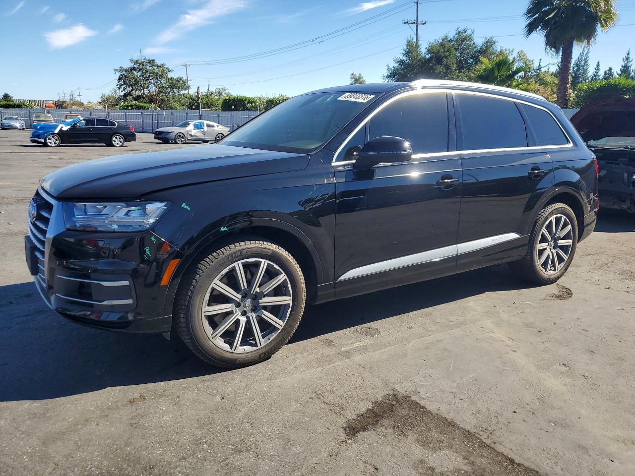 WA1LAAF70JD005787 · 2018 AUDI Q7