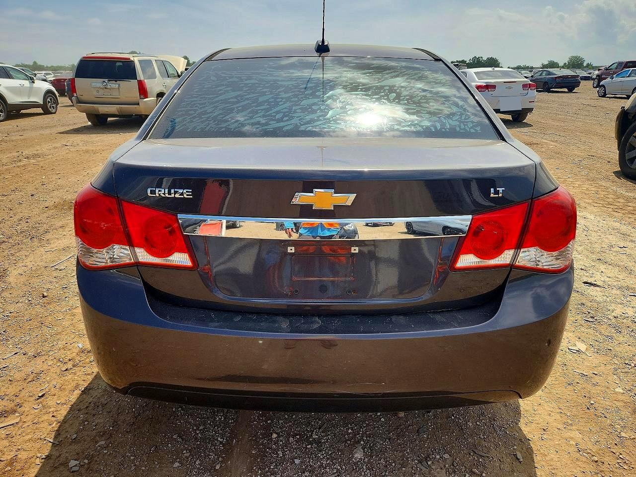 1G1PE5SB4G7106067 · 2016 CHEVROLET CRUZE LIMITED · 6/12