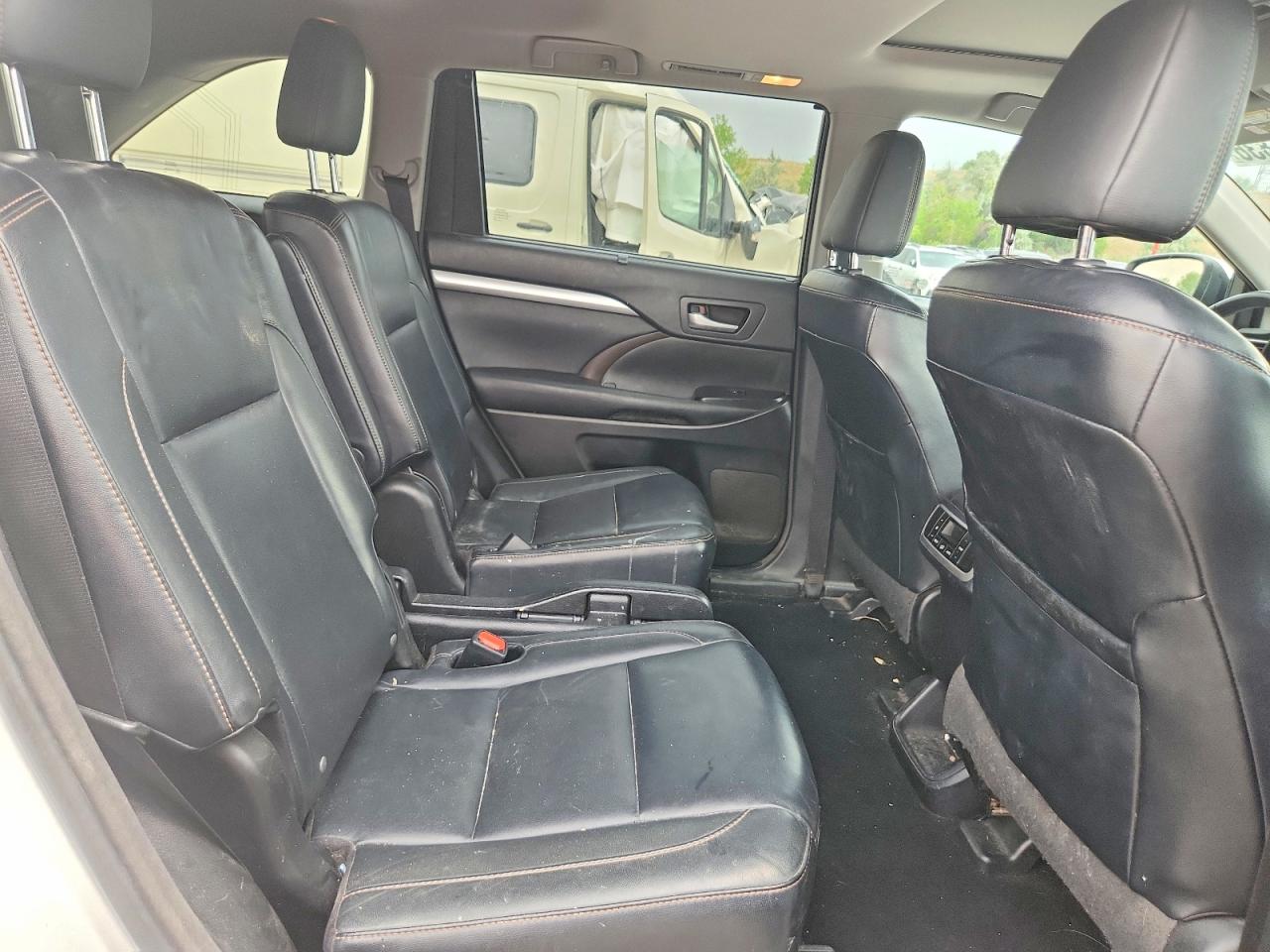 5TDKKRFH8FS113284 · 2015 TOYOTA HIGHLANDER · 11/13