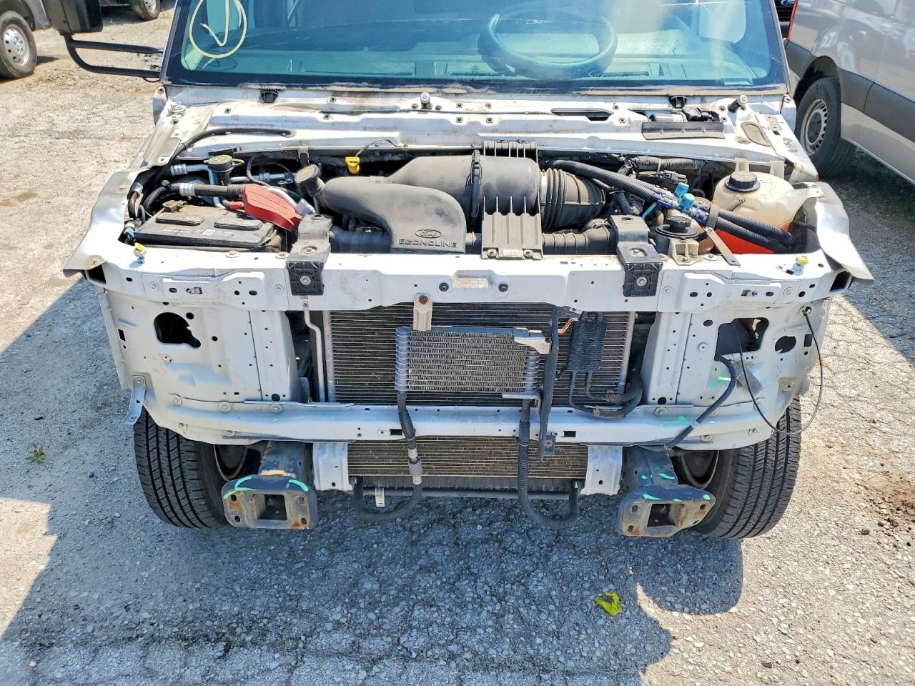 1FDWE3FS0JDC02722 · 2018 FORD ECONOLINE · 7/10