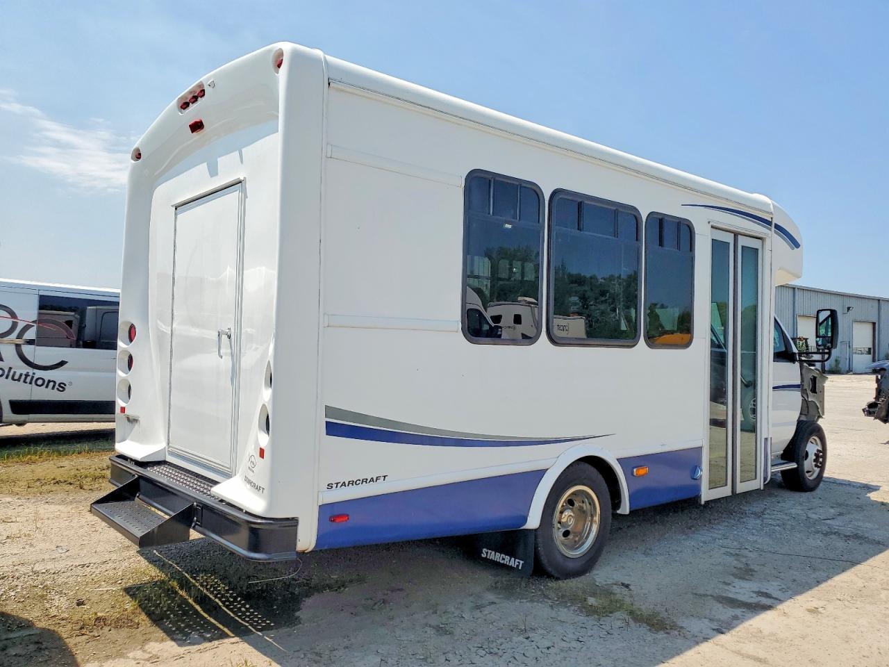 1FDWE3FS0JDC02722 · 2018 FORD ECONOLINE · 4/10