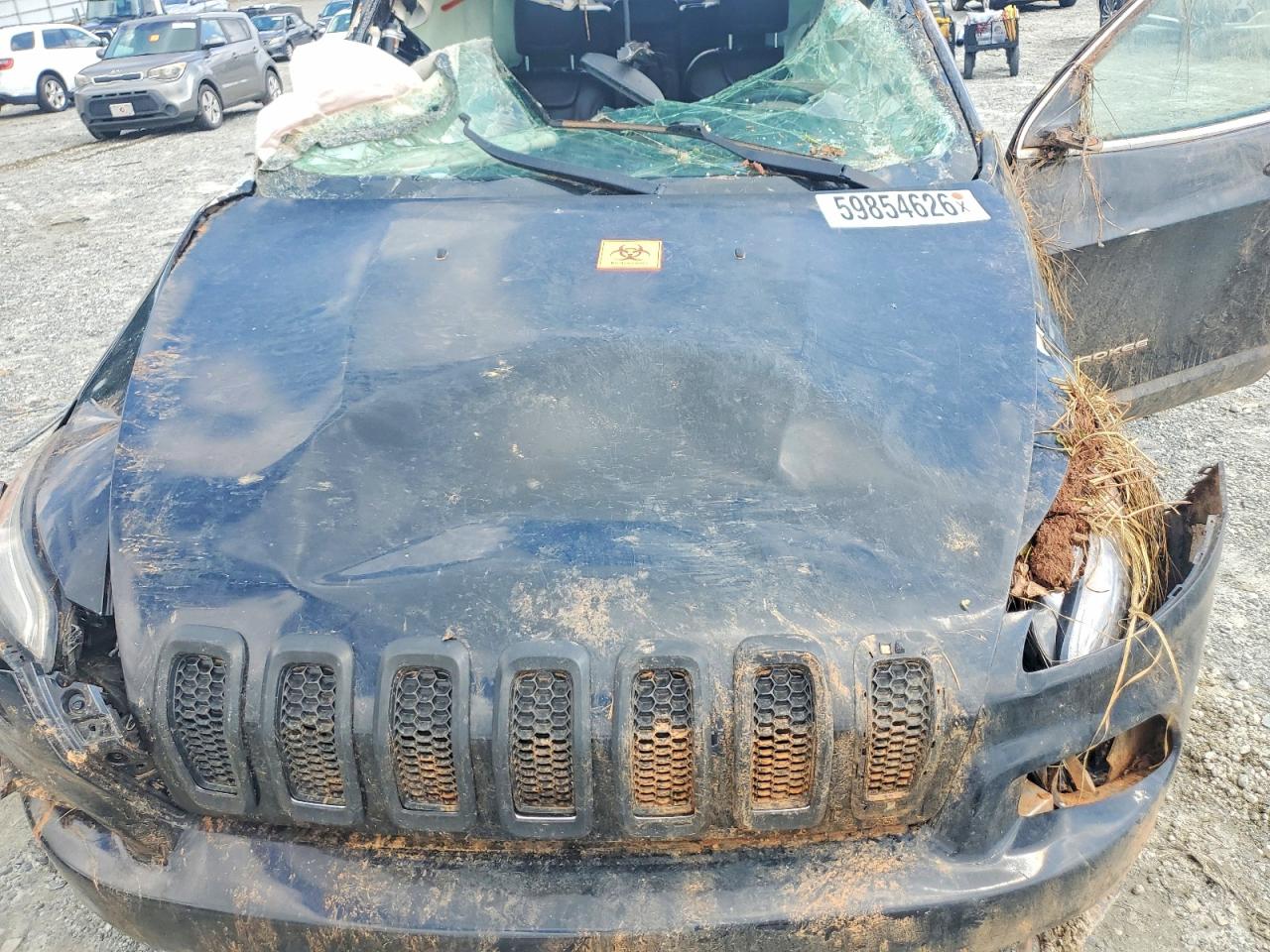 1C4PJLDB8JD621053 · 2018 JEEP CHEROKEE · 11/12