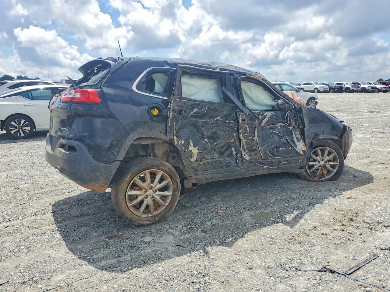 1C4PJLDB8JD621053 · 2018 JEEP CHEROKEE · 3/12