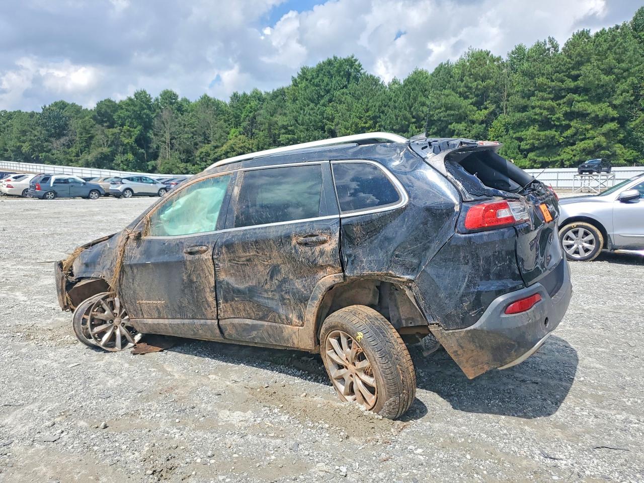 1C4PJLDB8JD621053 · 2018 JEEP CHEROKEE · 2/12