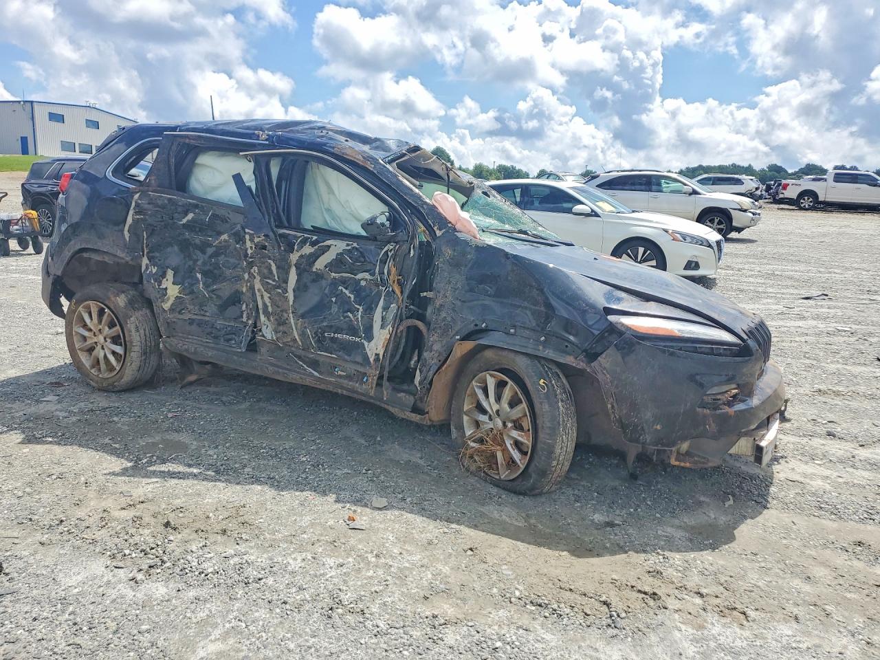 1C4PJLDB8JD621053 · 2018 JEEP CHEROKEE · 4/12