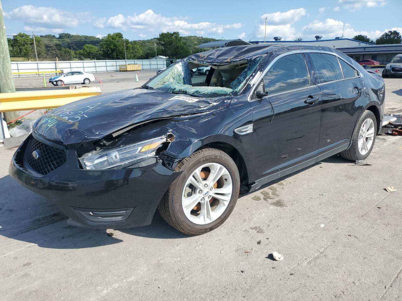 1FAHP2E84KG109697 · 2019 FORD TAURUS