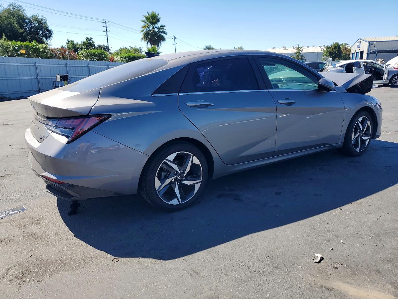 KMHLN4AJ1MU011130 · 2021 HYUNDAI ELANTRA · 3/12
