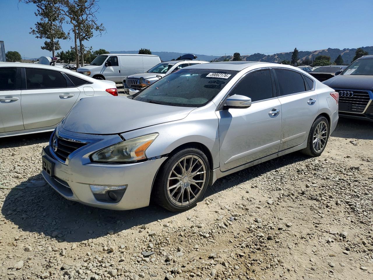 2013 NISSAN ALTIMA