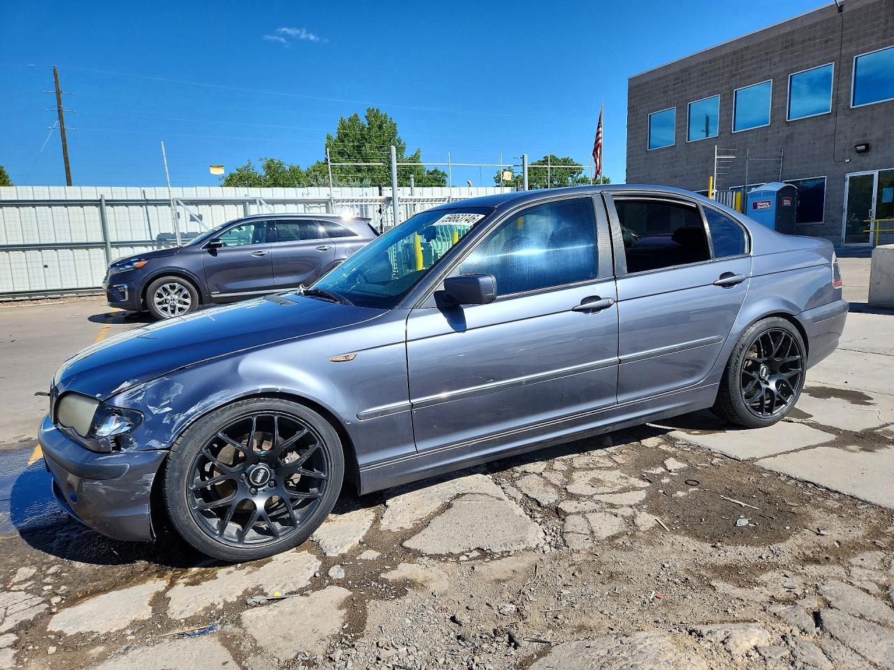 WBAEU33492PH85039 · 2002 BMW 325