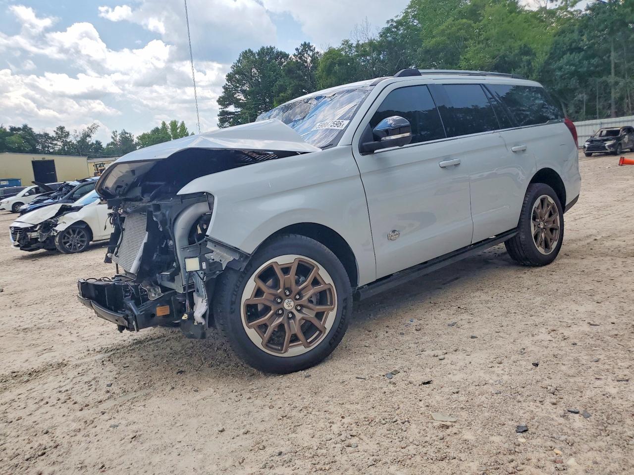 1FMJU1P8XSEA41246 · 2025 FORD EXPEDITION