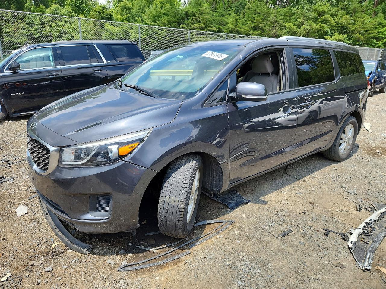 KNDMB5C18G6165346 · 2016 KIA SEDONA