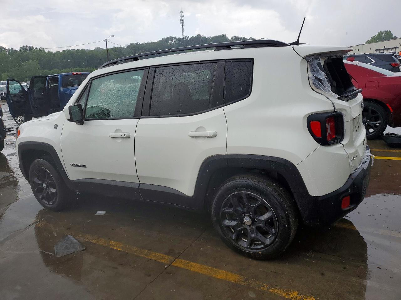 ZACCJBBB8JPH41402 · 2018 JEEP RENEGADE · 2/12