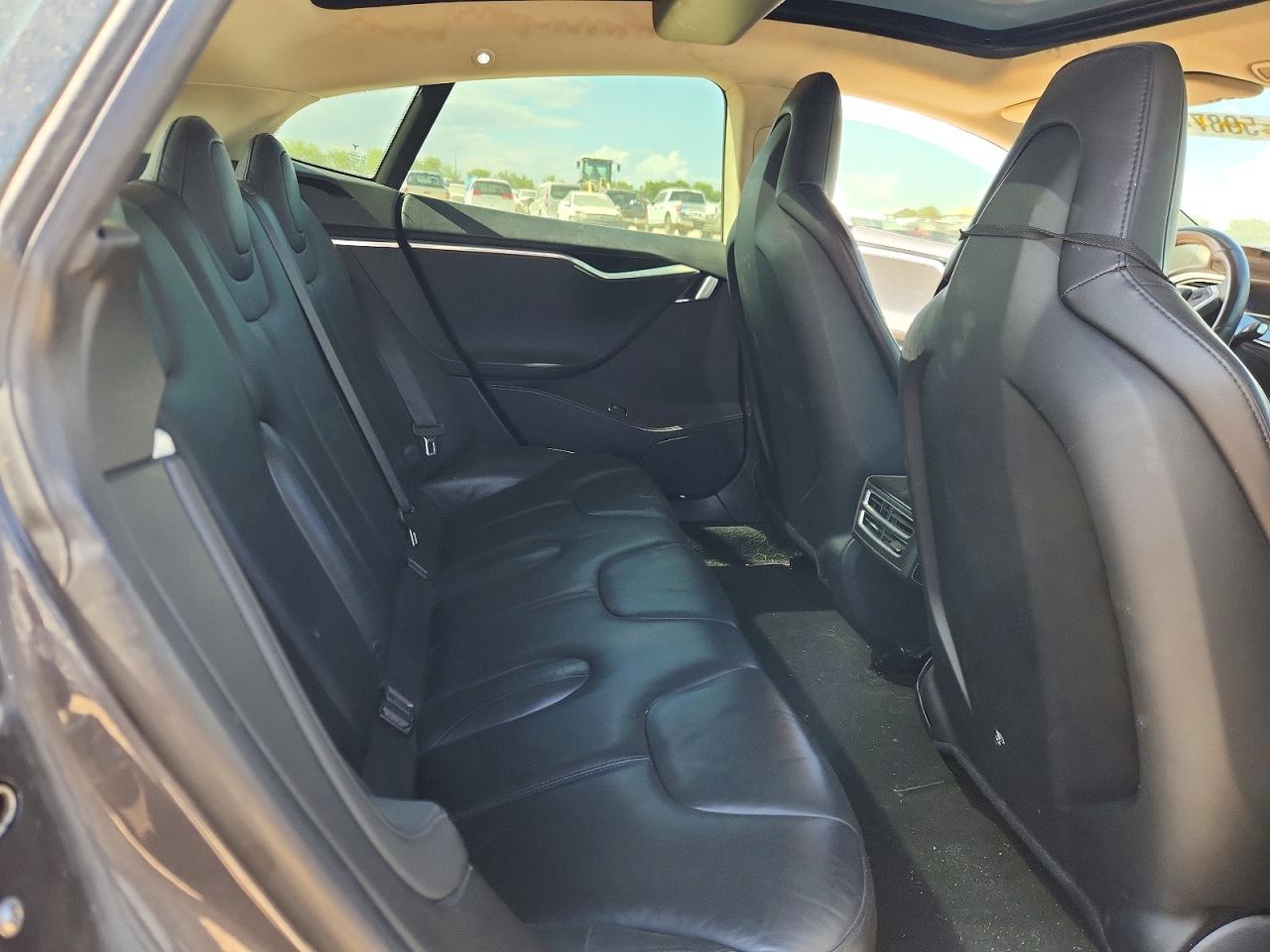 5YJSA1H16EFP53355 · 2014 TESLA MODEL S · 10/13