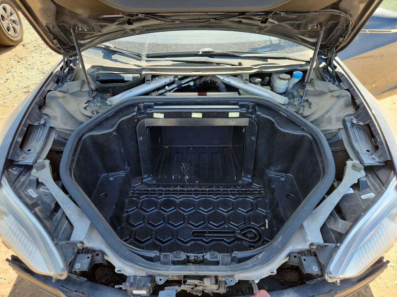 5YJSA1H16EFP53355 · 2014 TESLA MODEL S · 11/13