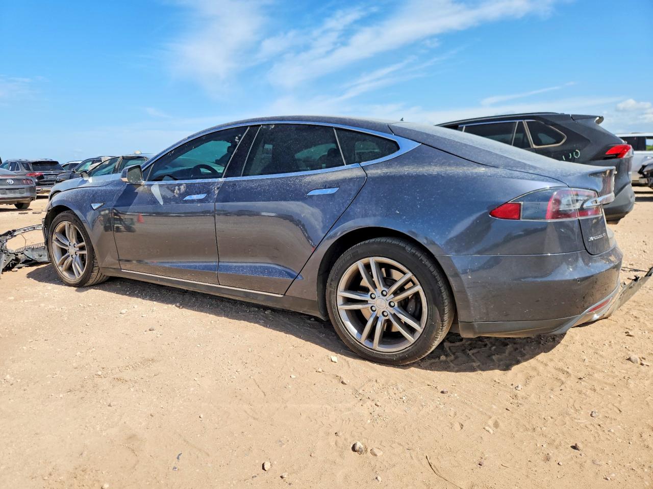 5YJSA1H16EFP53355 · 2014 TESLA MODEL S · 2/13