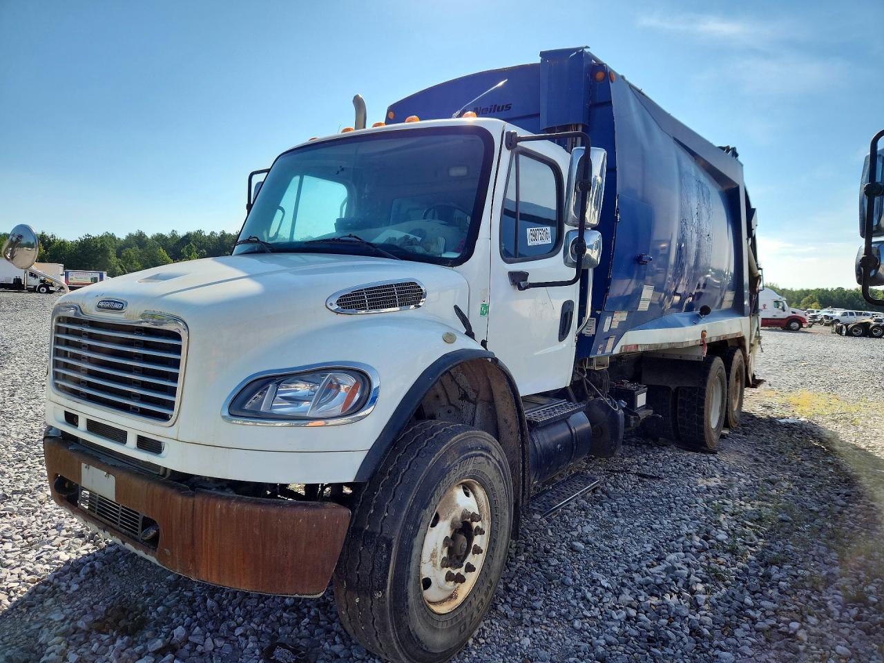 1FVHCYCY2FHGK2319 · 2015 FREIGHTLINER M2