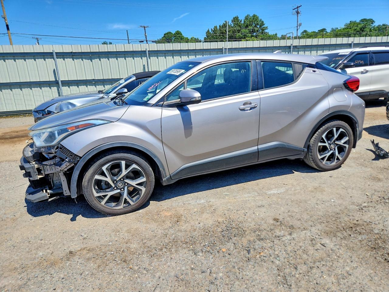NMTKHMBX1JR001447 · 2018 TOYOTA C-HR