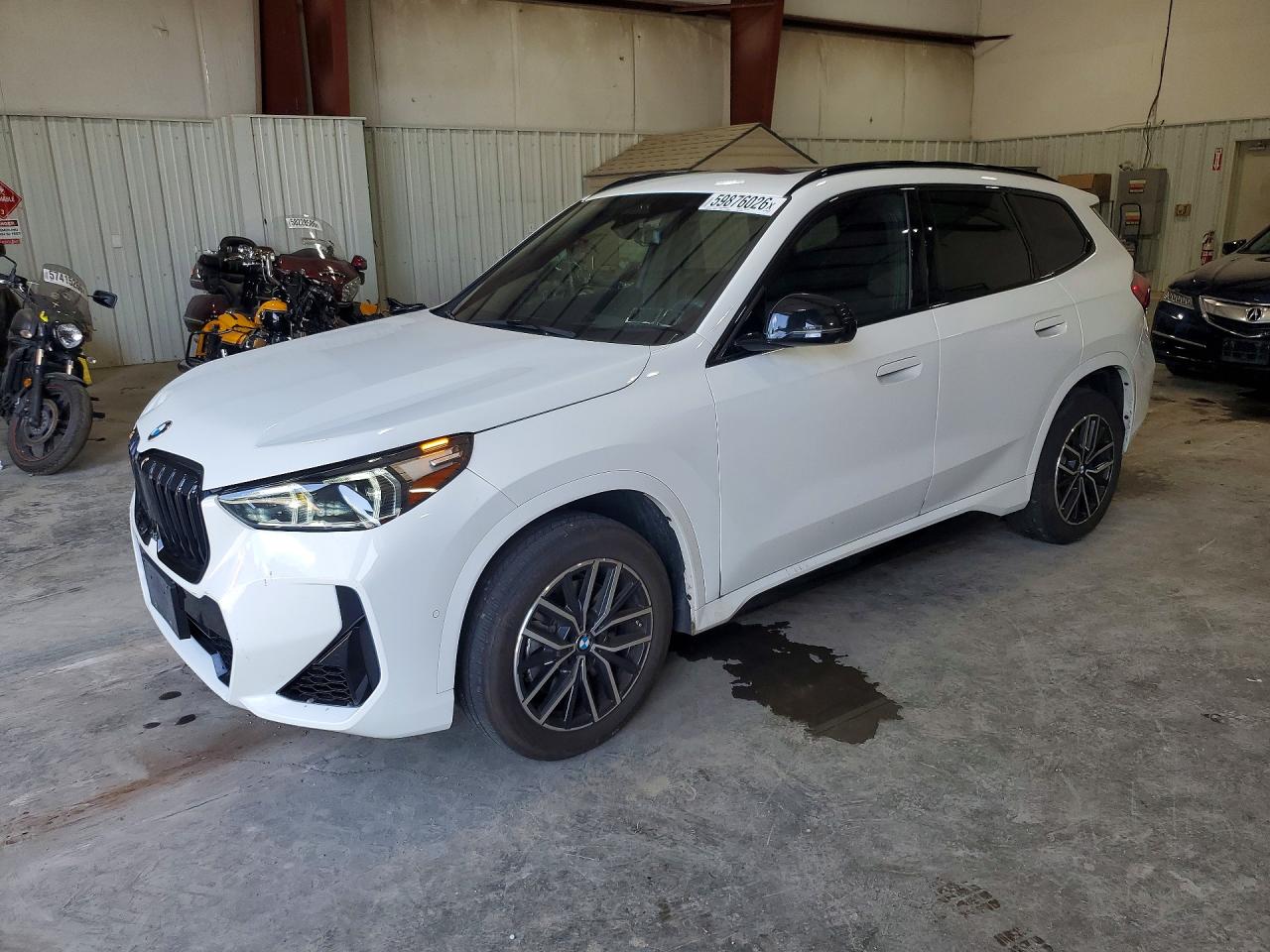 2023 BMW X1