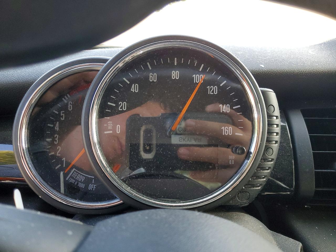 WMWXP7C55F2A60749 · 2015 MINI COOPER · 9/14
