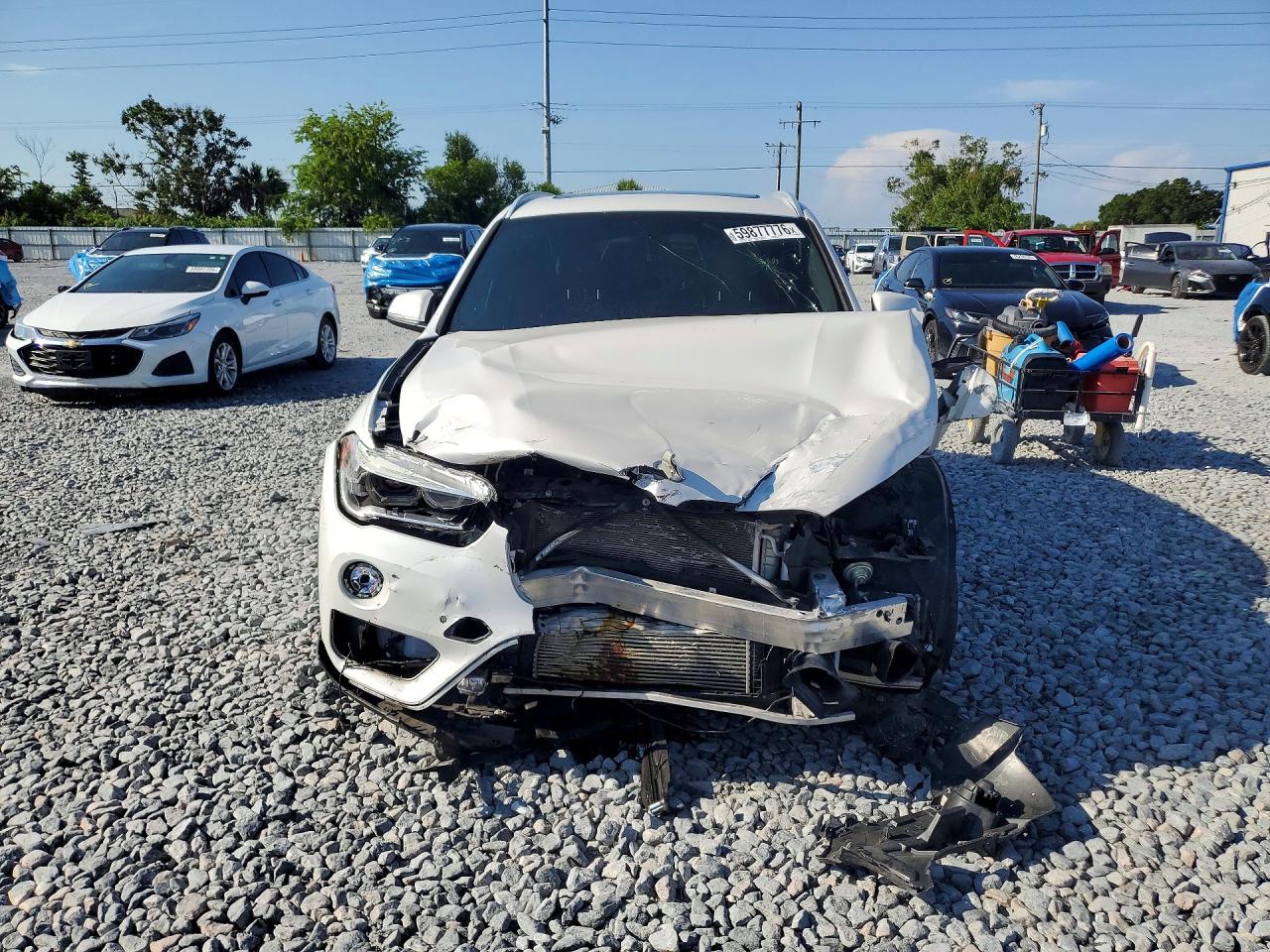 WBXHU7C30H5H34163 · 2017 BMW X1 · 5/12