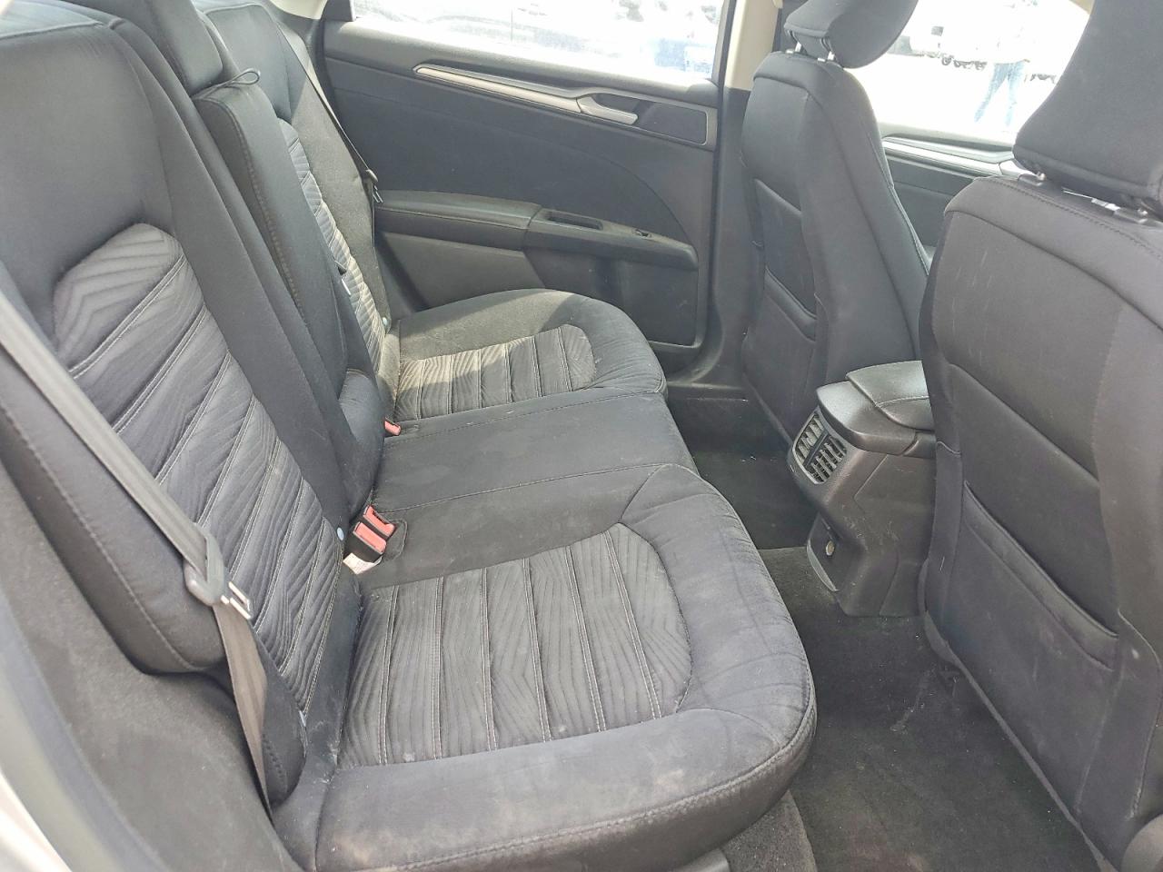 3FA6P0H70GR239636 · 2016 FORD FUSION · 10/12