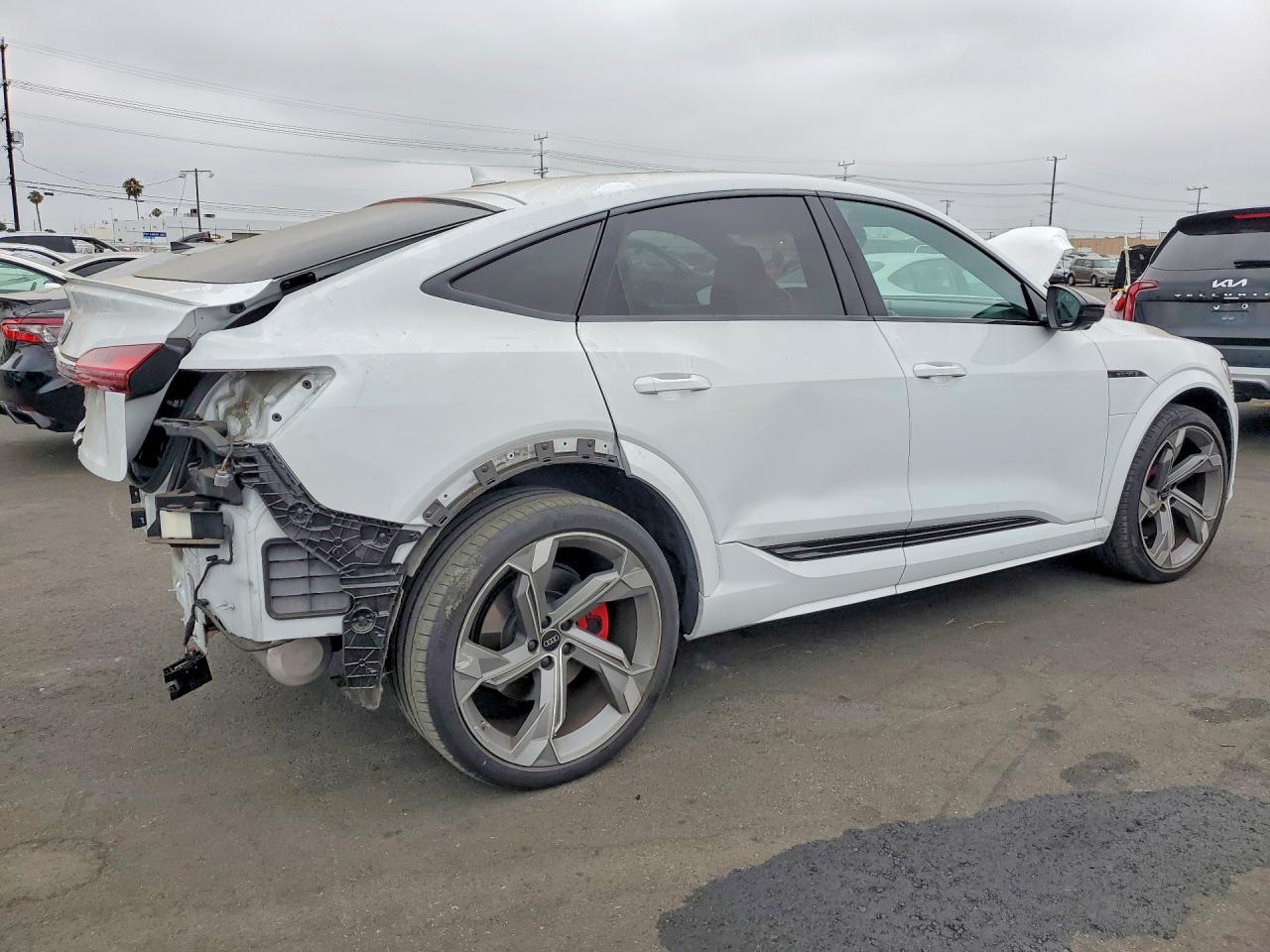 WA1BCBGE3RB045510 · 2024 AUDI SQ8 E-TRON · 3/14