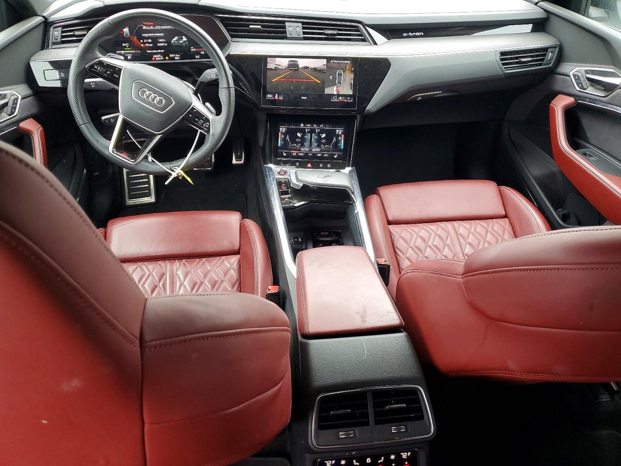 WA1BCBGE3RB045510 · 2024 AUDI SQ8 E-TRON · 8/14