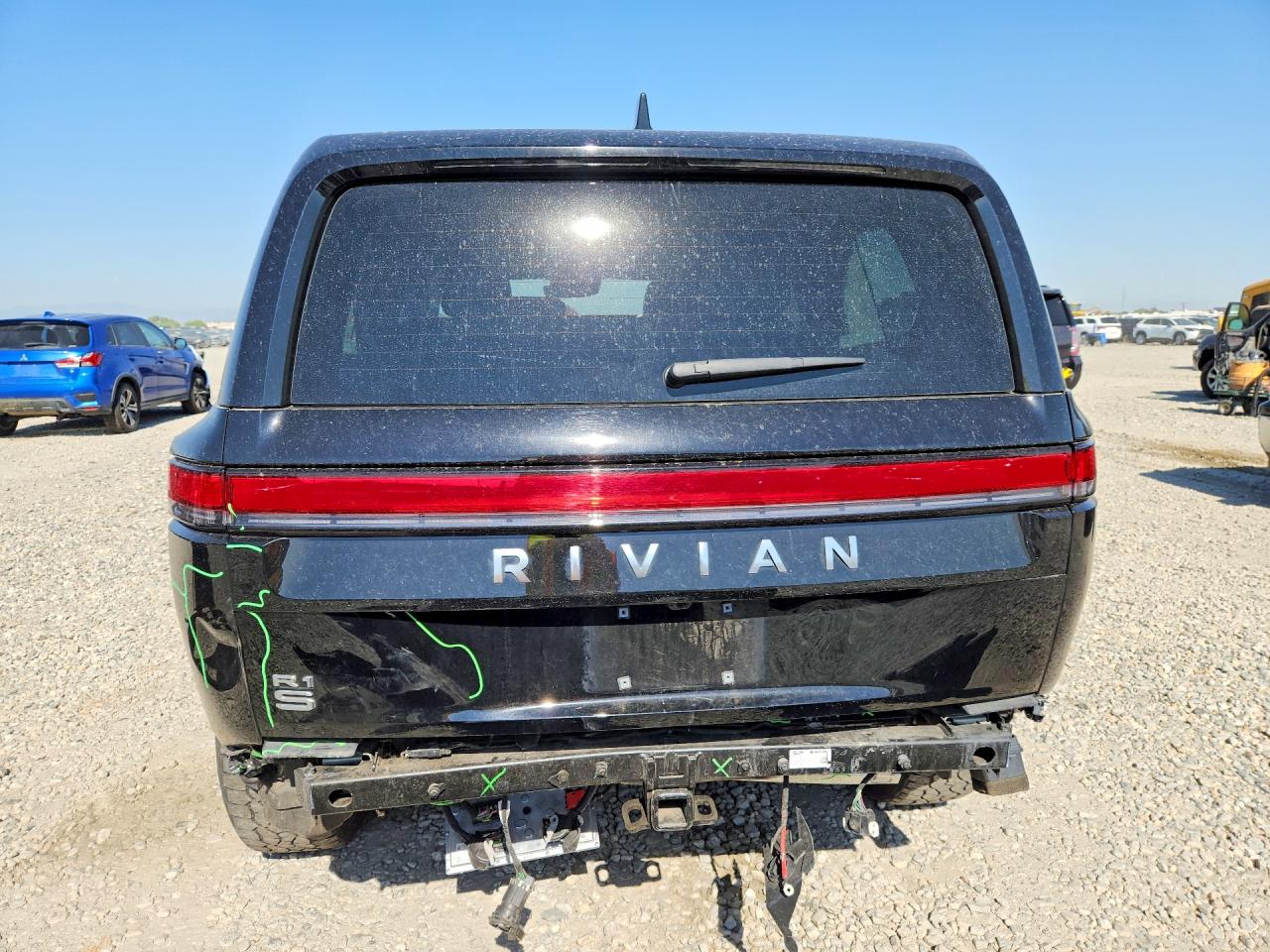 7PDSGBBA8SN053548 · 2025 RIVIAN R1S · 6/14