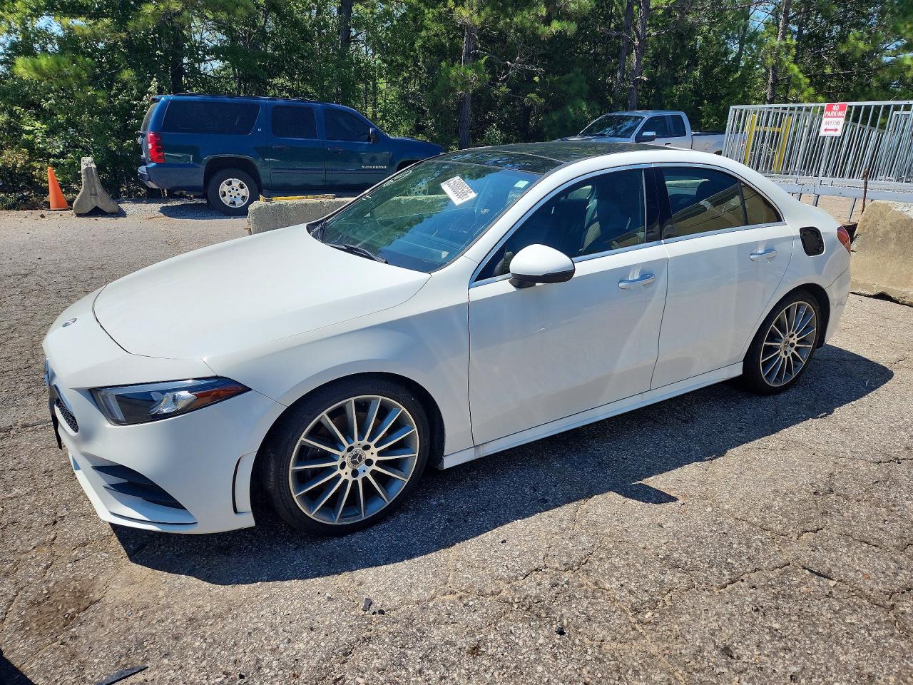 WDD3G4EB3KW005645 · 2019 MERCEDES-BENZ A