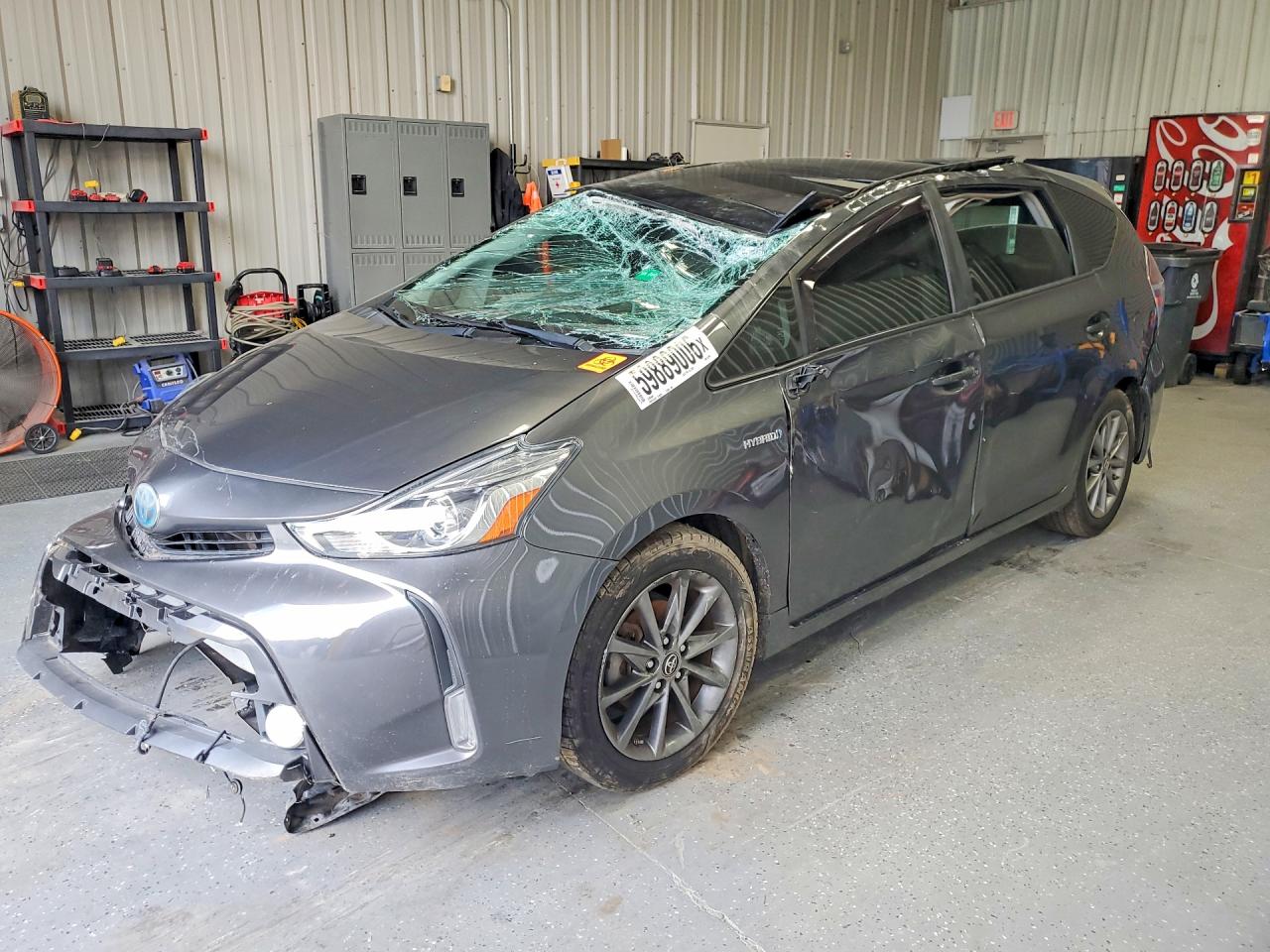 JTDZN3EU6FJ017667 · 2015 TOYOTA PRIUS V