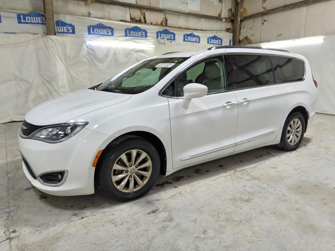 2C4RC1BGXJR141891 · 2018 CHRYSLER PACIFICA