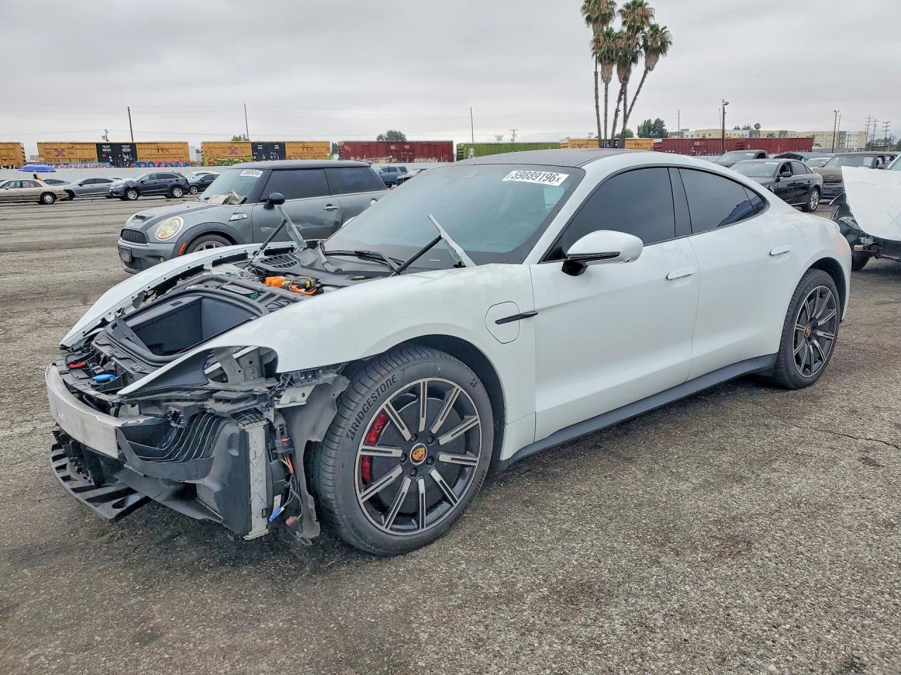 WP0AB2Y18LSA51961 · 2020 PORSCHE TAYCAN