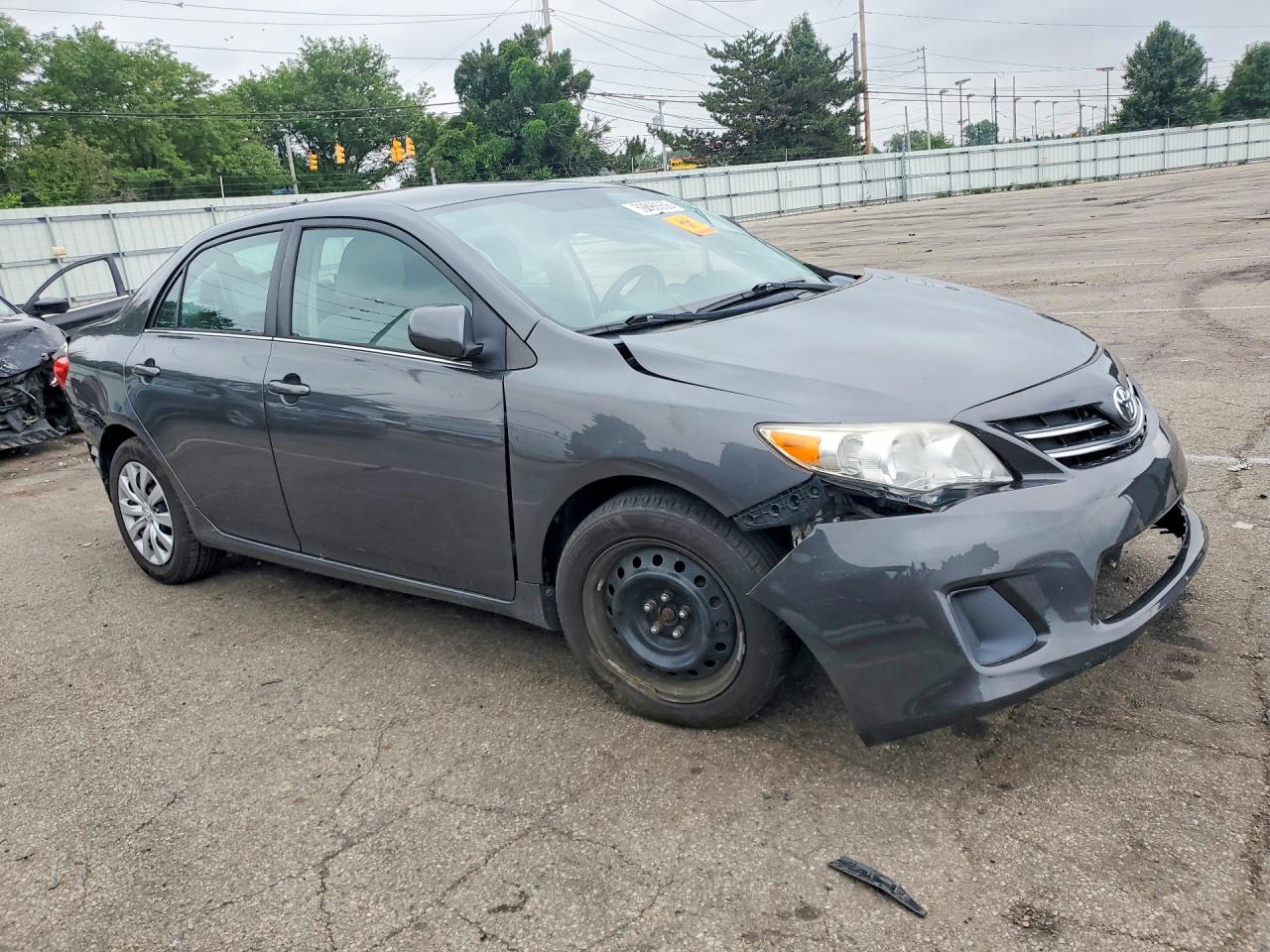 2T1BU4EE6DC122916 · 2013 TOYOTA COROLLA · 4/12