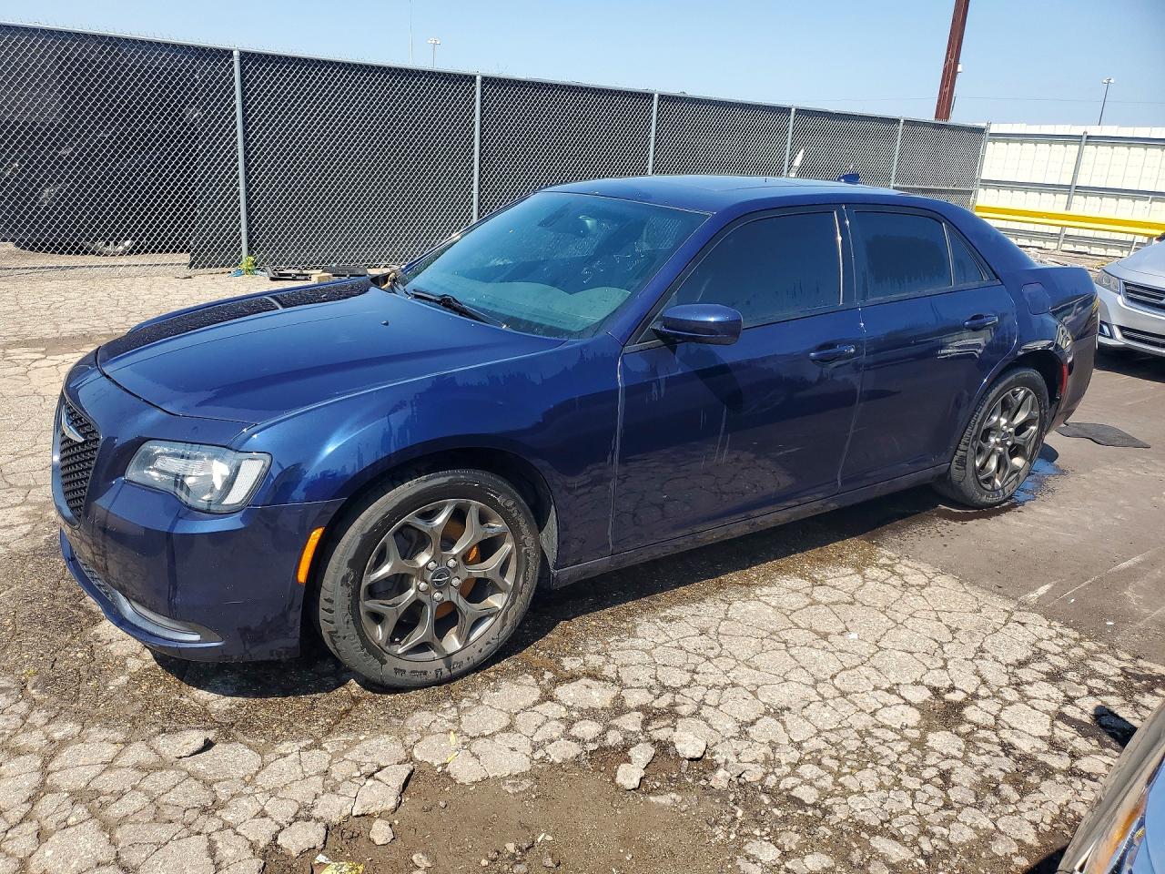 2C3CCAGGXGH224996 · 2016 CHRYSLER 300