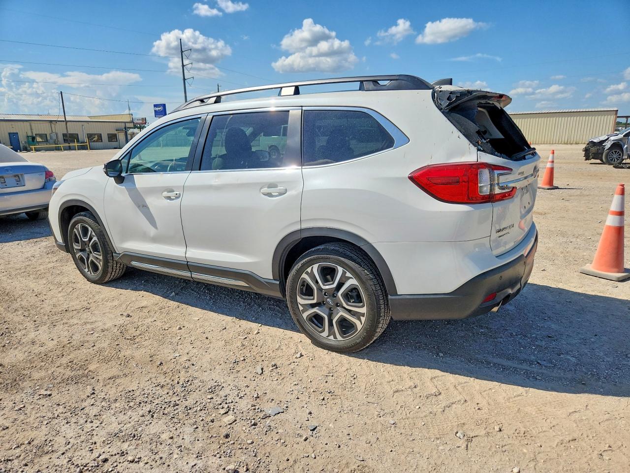 4S4WMASD6P3437655 · 2023 SUBARU ASCENT · 2/13