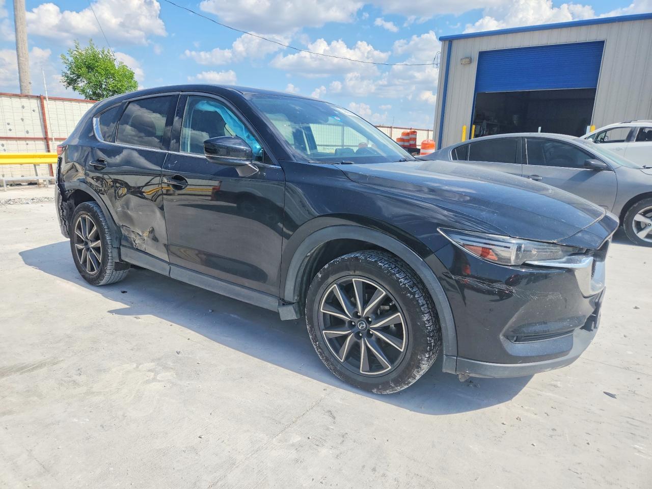 JM3KFADM9J0325894 · 2018 MAZDA CX-5 · 4/14