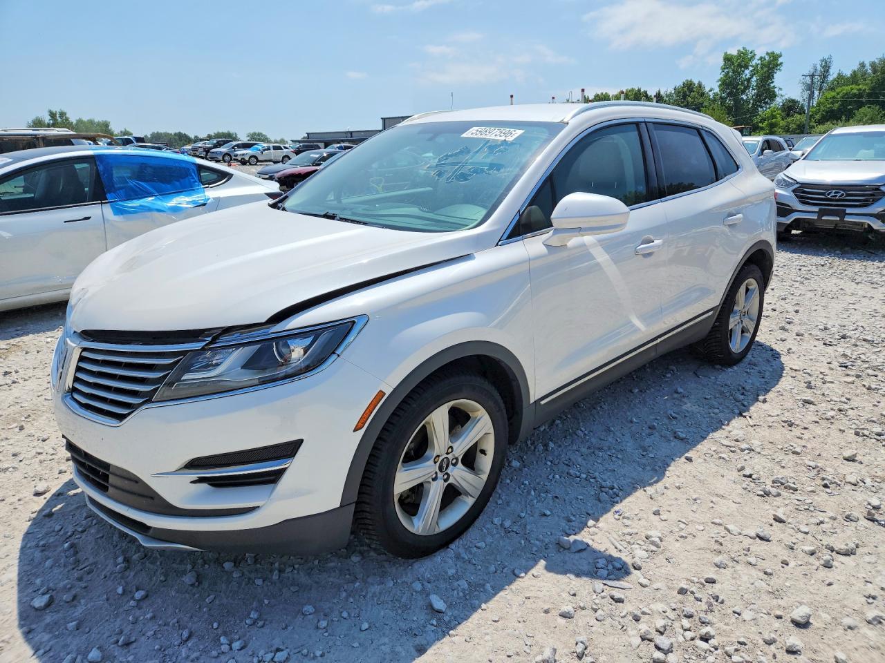 5LMCJ1D97JUL00601 · 2018 LINCOLN MKC