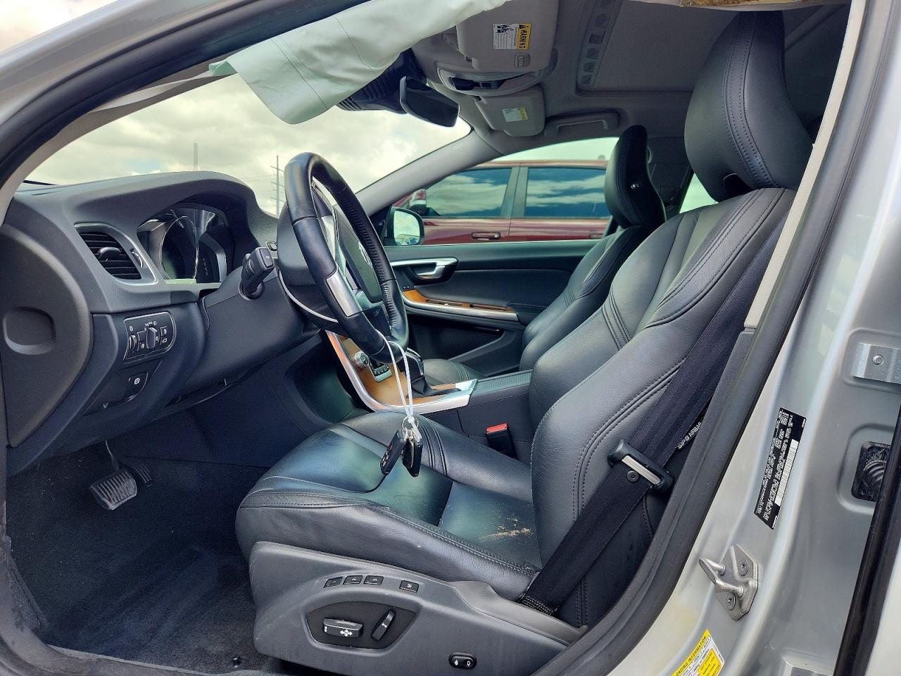 LYV402HM4HB126963 · 2017 VOLVO S60 · 7/13