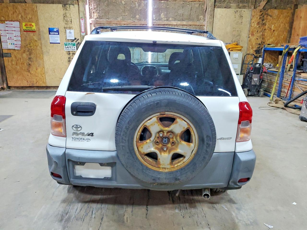 JTEHH20V310094231 · 2001 TOYOTA RAV4 · 6/14