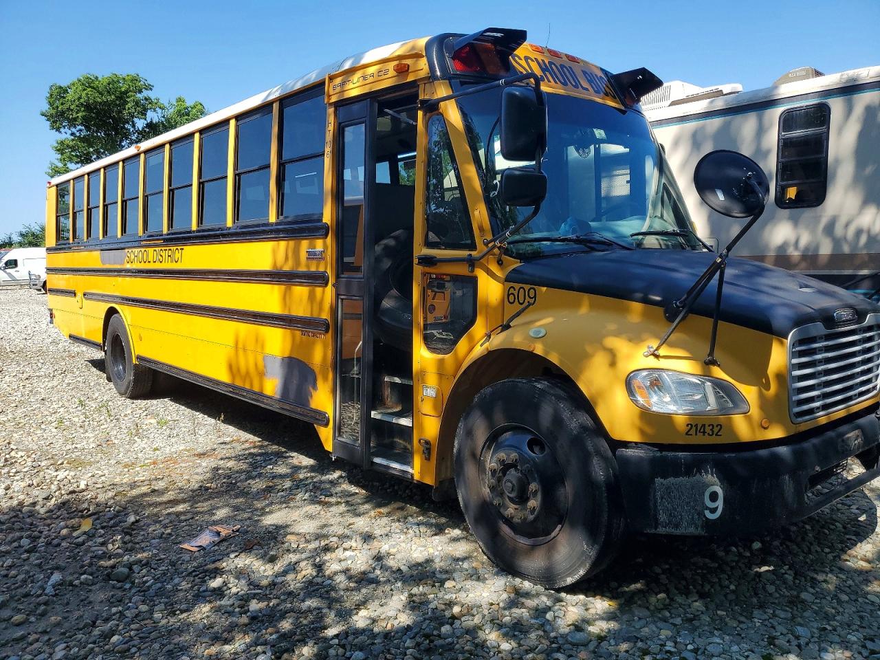 4UZABRDU8CCBP5484 · 2012 THOMAS SAF-T-LINER C2