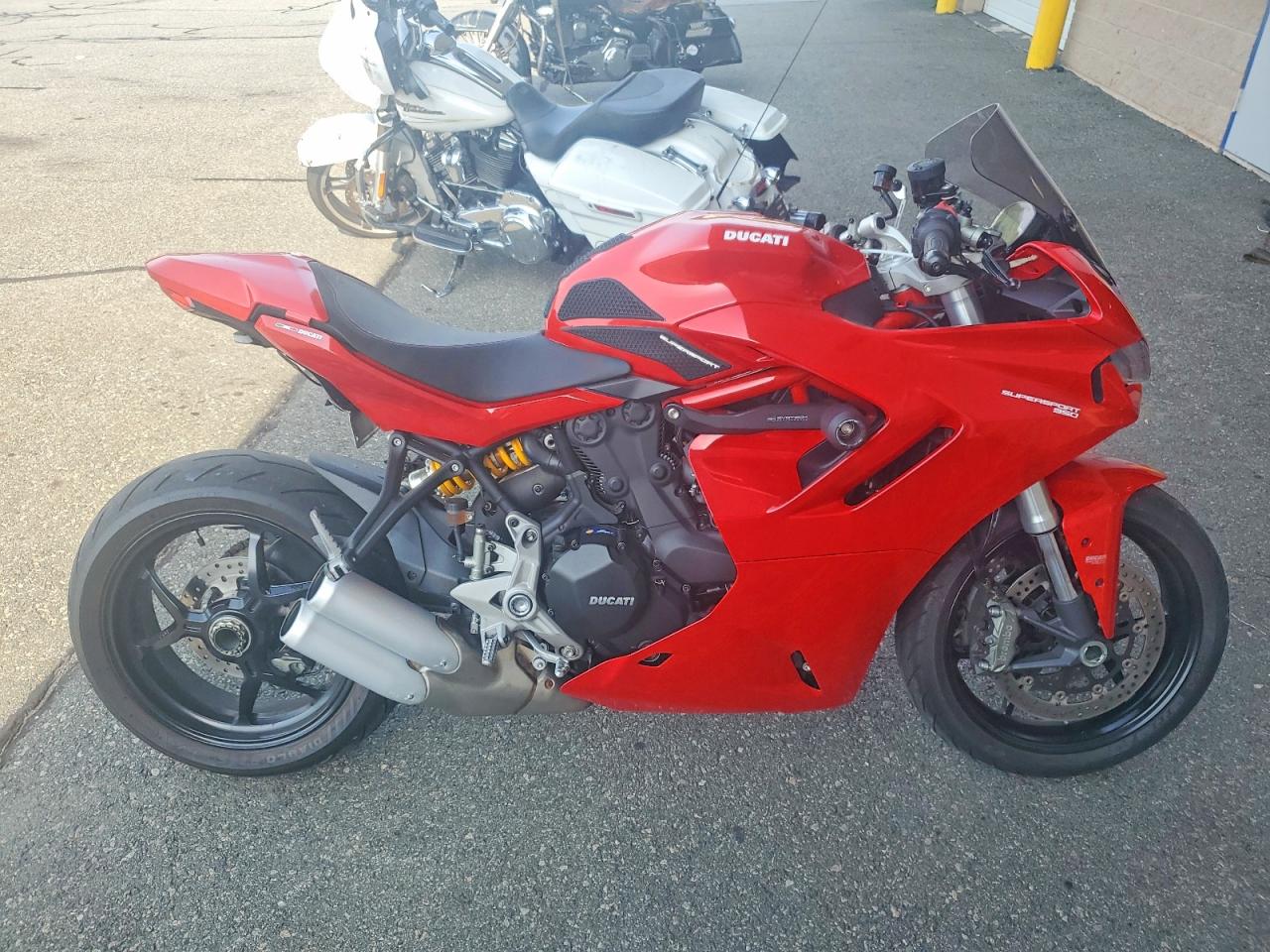 ZDMVABDS3PB004816 · 2023 DUCATI SUPERSPORT