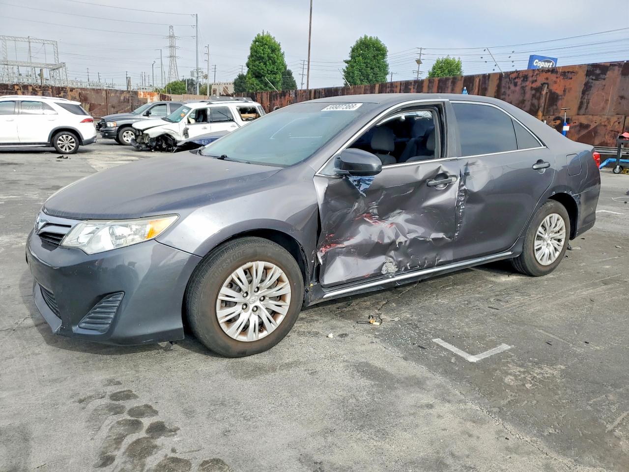 4T4BF1FKXDR302093 · 2013 TOYOTA CAMRY