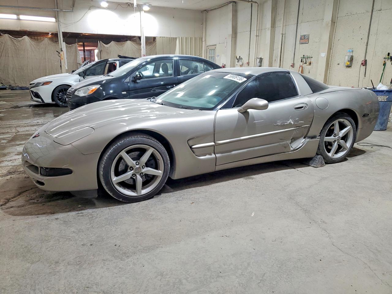 1G1YY22G215118937 · 2001 CHEVROLET CORVETTE